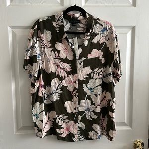 Sanctuary - Short Sleeve Button Down Shirt